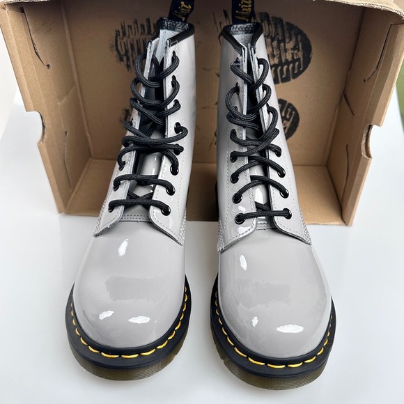 NIB Dr. Martins Patent Leather Combat Boots Gray US 9 - Picture 2 of 14